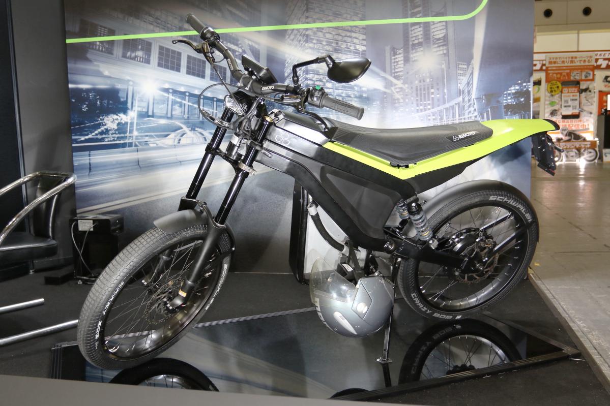 ドイツから来た 自転車サイズの電動バイクelmotoがカッコいい 大阪モーターサイクルショー モーターサイクルショー18 大阪 東京 Motor Fan モーターファン