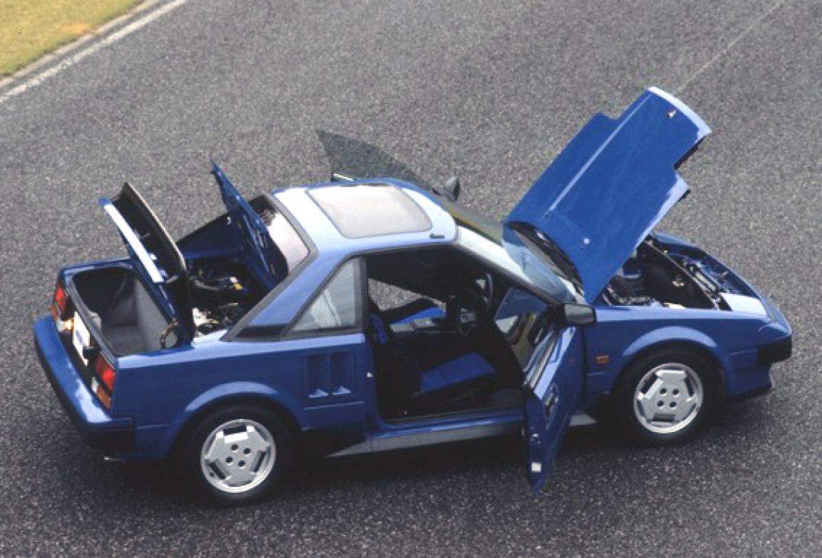 Mr2 ソアラ セリカxx トヨタ80年代の車を一気に紹介したムックが発売 オープンカー Motor Fan モーターファン