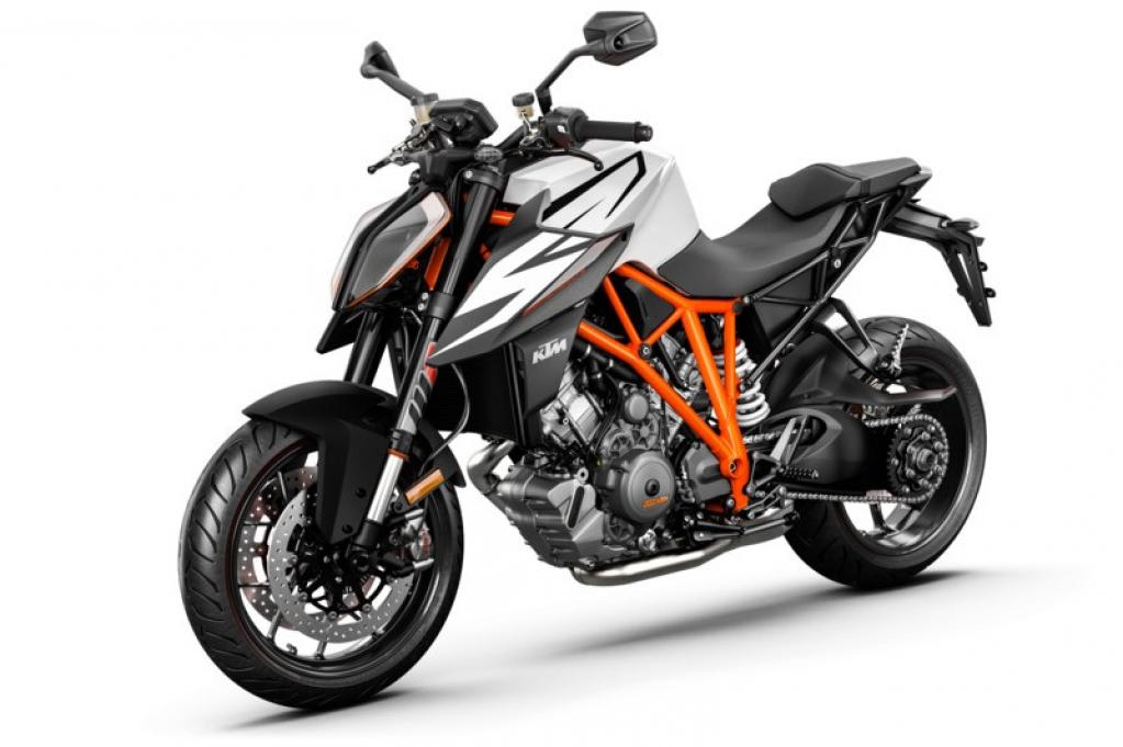 インターモト2018】KTM 1290 SUPER DUKE GTの装備を刷新！ 新型TFT