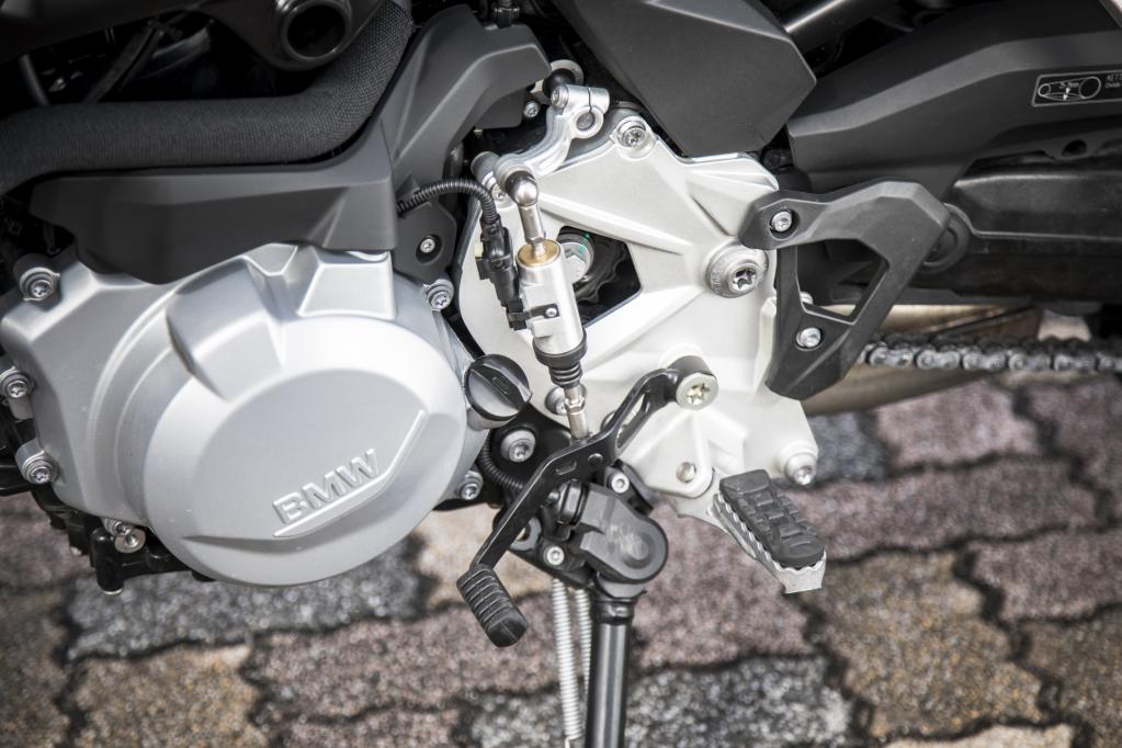 BMW F750GS/試乗レポ「逆回転270度クランクが心地良いパルス感