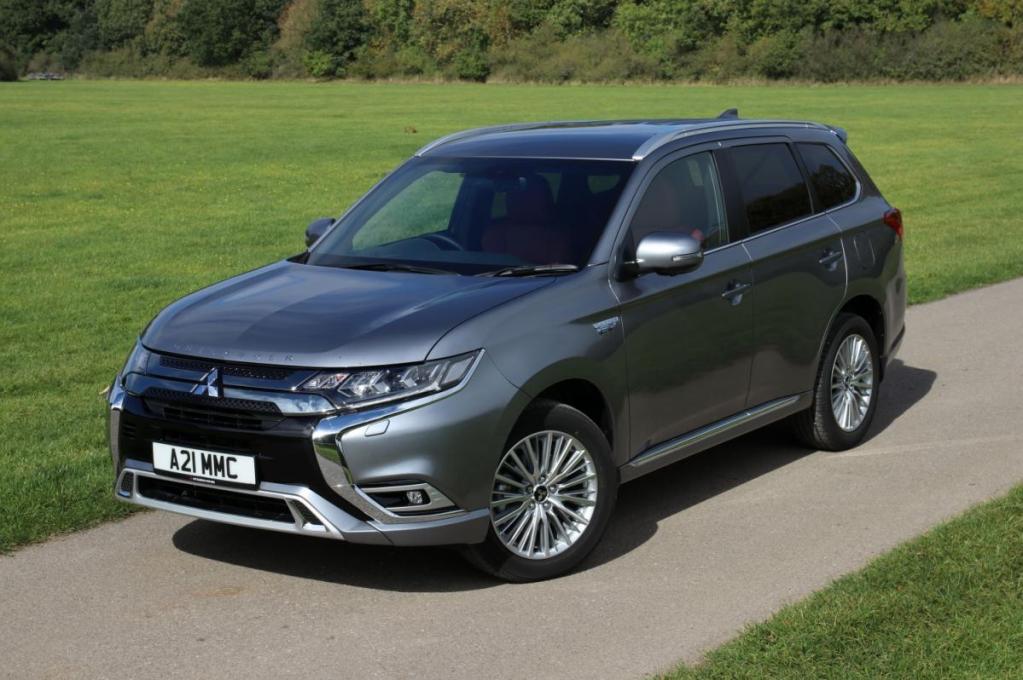 三菱アウトランダーとスバル フォレスター アウトドア派ならどちらが最適 Suv クロカン Motor Fan モーターファン