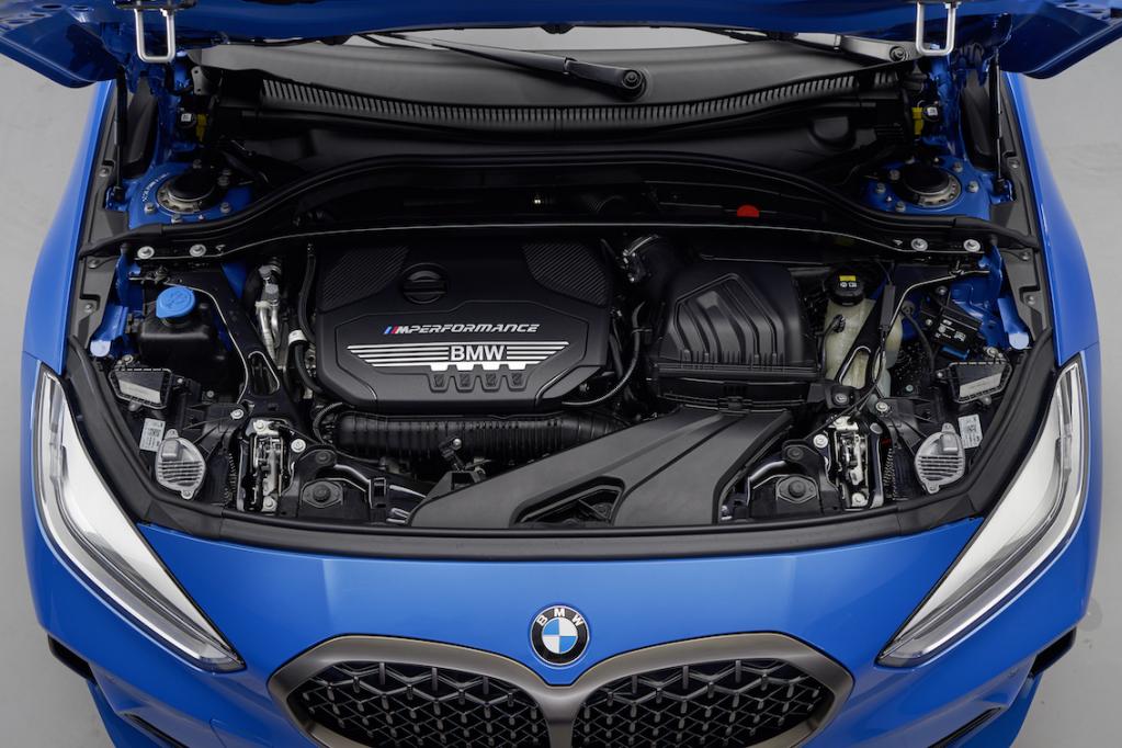 ついにFF化した新型BMW 1シリーズ！ エンジンは3気筒／4気筒のガソリン