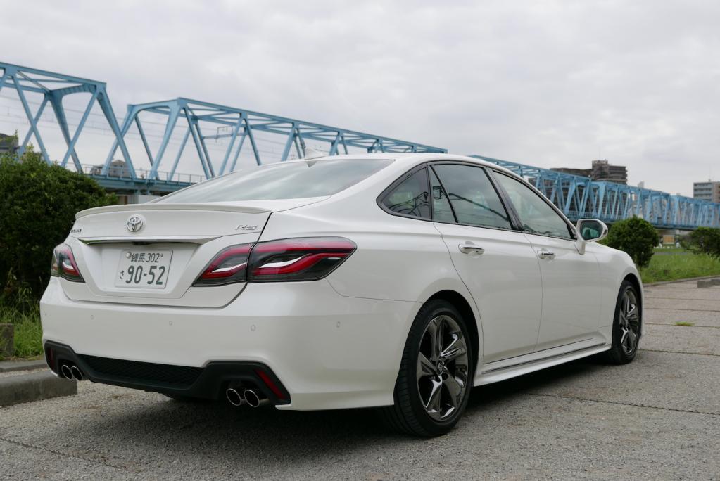 トヨタ クラウンrs 2 0ℓターボの スポーツ クラウン のアクセルをそっと踏んで400km走った燃費は ハードトップ Motor Fan モーターファン