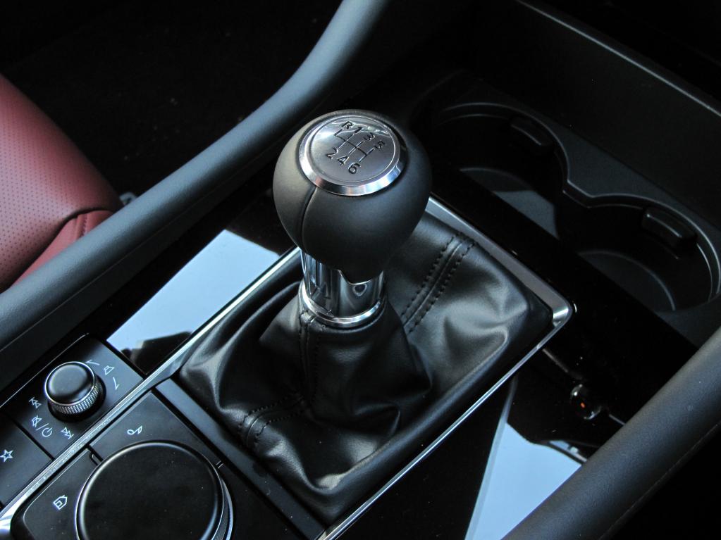 Mazda3 マツダ３ Skyactiv Xはマニュアル Mt で乗るべし その理由は 試乗インプレッションその2 Motor Fan モーターファン ページ 2 2