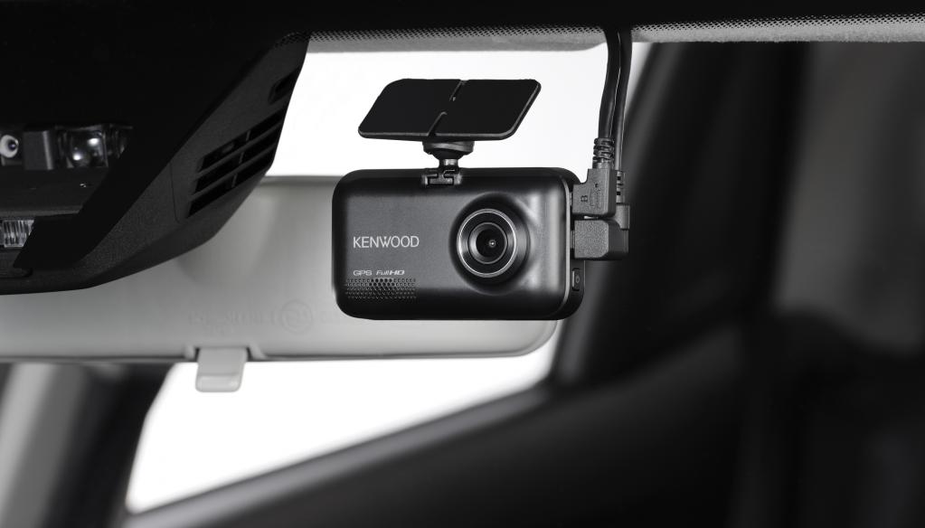 車内を鮮明に撮影できる2カメラ型 あおり運転対策 にベストなドライブレコーダーを選ぶ 4 Car Mono図鑑 Motor Fan モーターファン