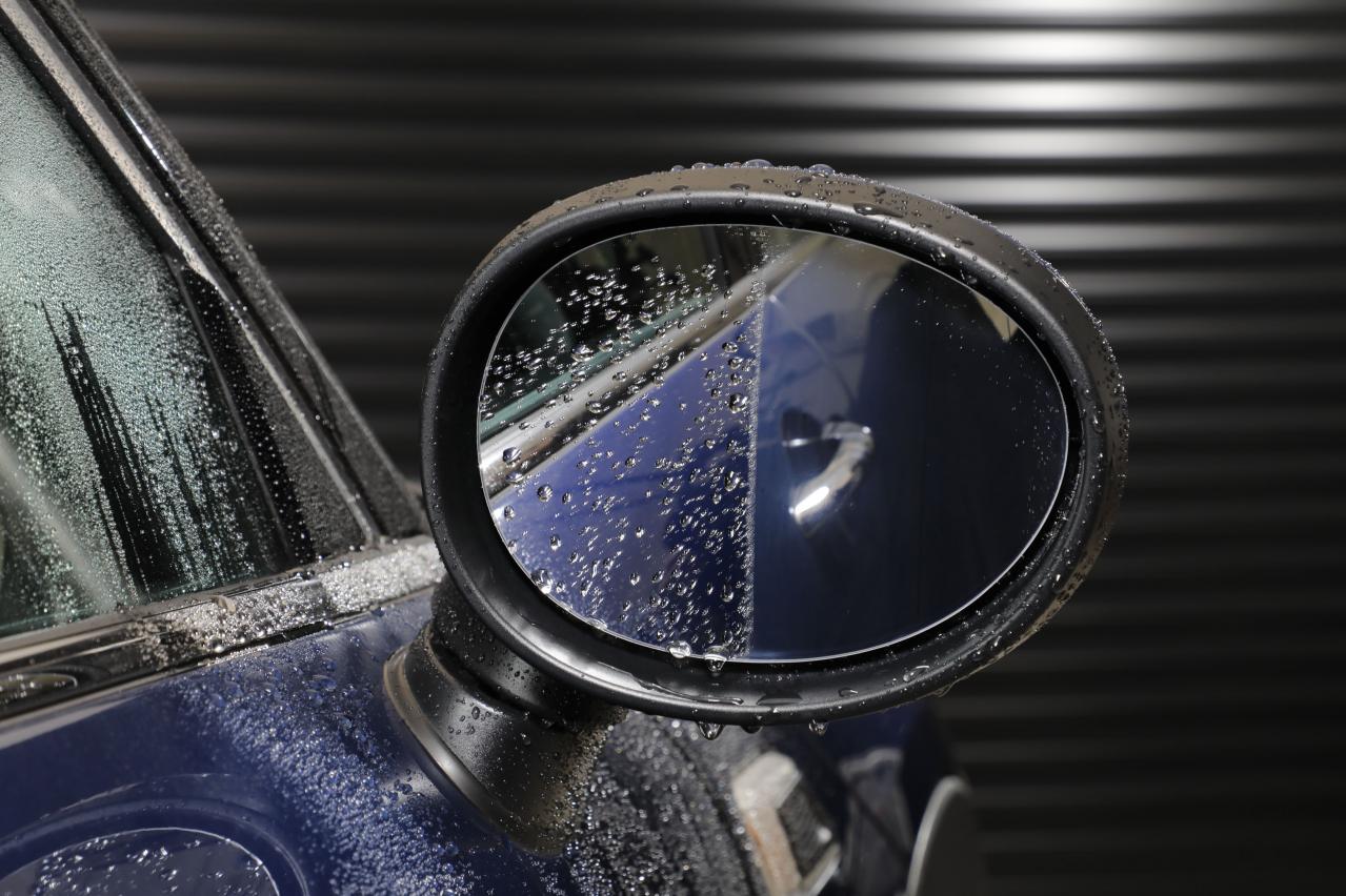 ガラスのウロコもミラーの水滴もきれいさっぱりの新アイテム シュアラスター ウィンドウ ミラーケアグッズ Car Mono図鑑 Motor Fan モーターファン