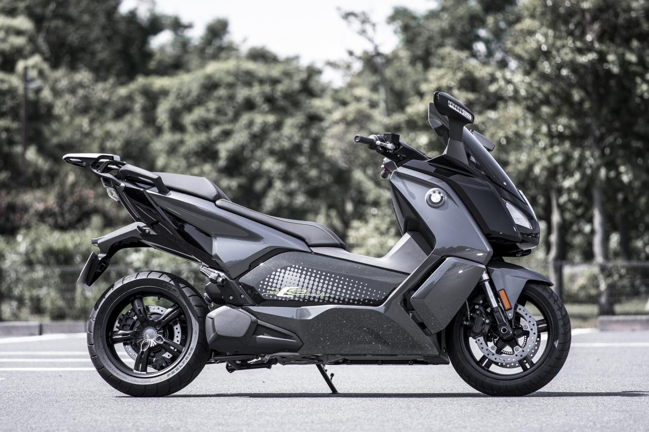 250cc相当なのにナナハンクラスの加速力 最近の電動スクーターってスゴイ Bmw C Evolution Motor Fan Bikes モータファンバイクス