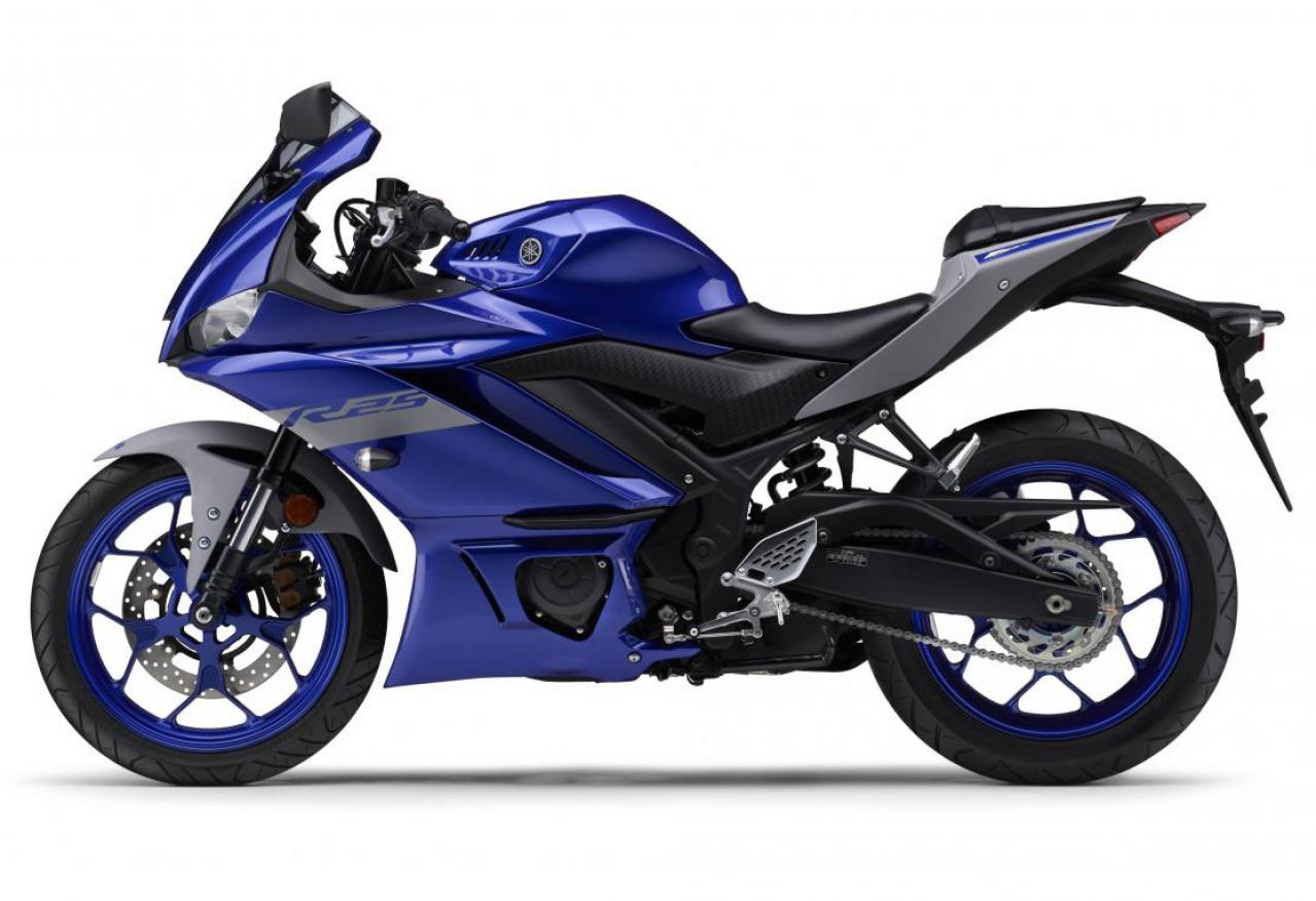 Ninja ZX-25RとYZF-R25はライバルか否か。｜250ccスポーツモデルを比べ 