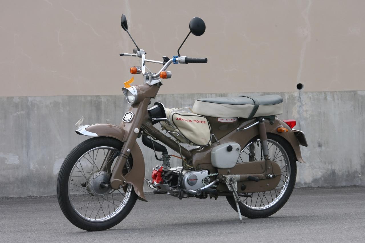 実はお宝 Ohvエンジン時代のスーパーカブ 60年代の貴重な当時モノパーツも Motor Fan Bikes モータファンバイクス