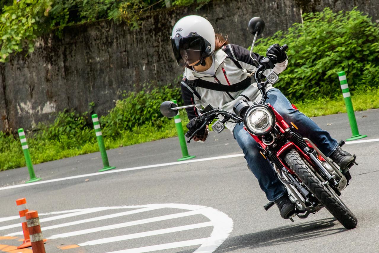 身長165cm女性とハンターカブ ツーリングの相性は 東京 奥多摩ツーリング 番外編 ホンダ Ct125ハンターカブ試乗記 Motor Fan Bikes モータファンバイクス