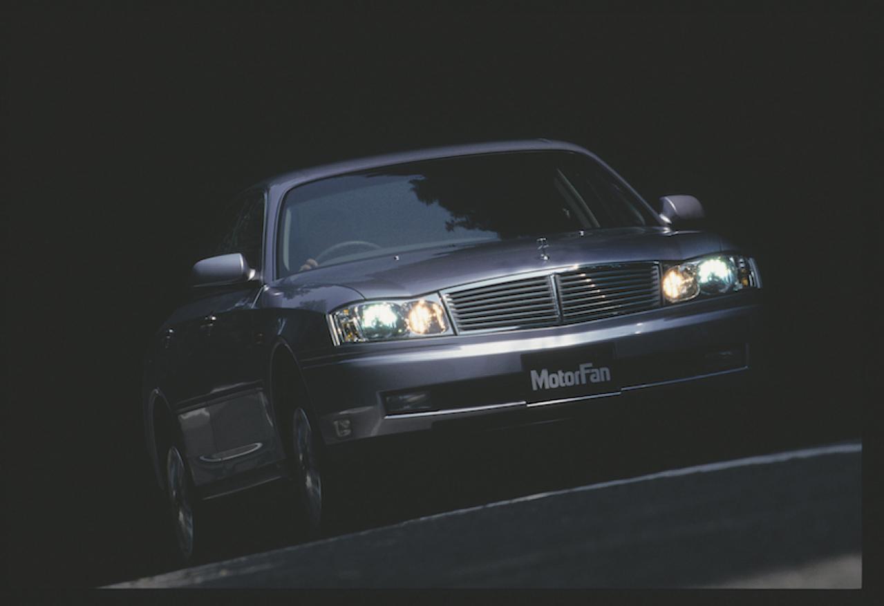 日産セドリック 10代目 グロリア 11代目 1999 04 日産 の大変身を予感させた最後の セド グロ 週刊モーターファン アーカイブ ハードトップ Motor Fan モーターファン