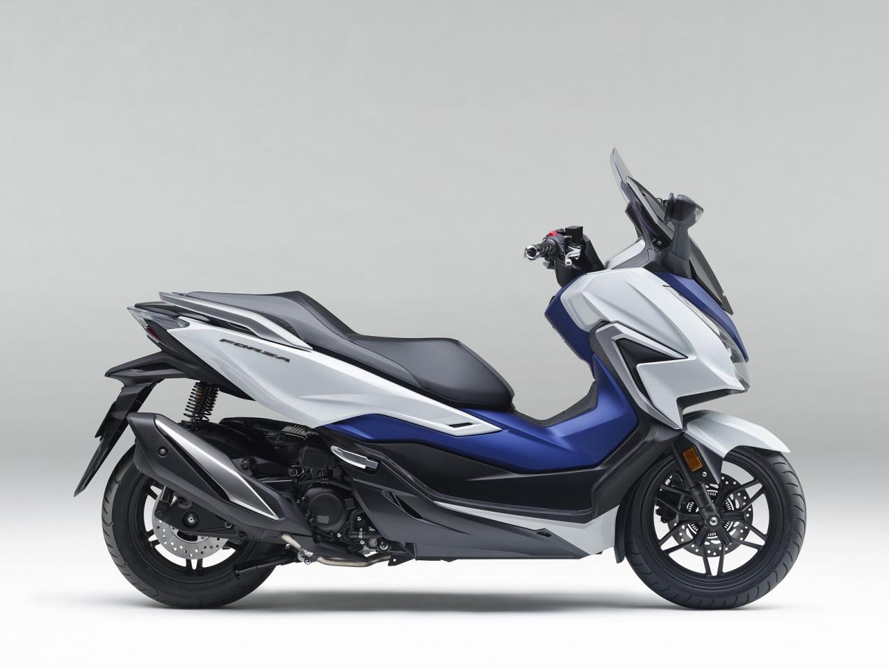 250ccスクーター ホンダフォルツァがモデルチェンジ 新エンジンで燃費性能が向上 Motor Fan Bikes モータファンバイクス