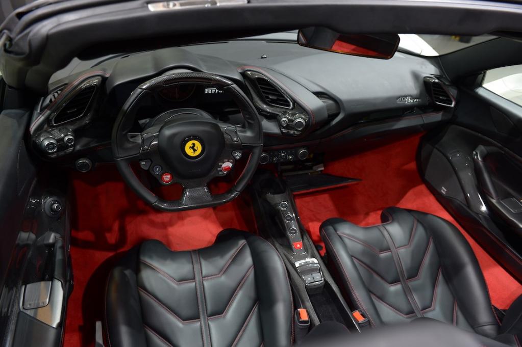 フェラーリ Ferrari ４８８スパイダー オープンカー 新型自動車カタログ 価格 試乗インプレ 技術開発 Motor Fan モーターファン